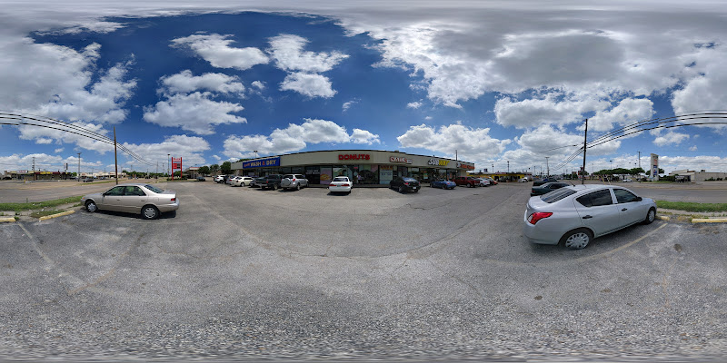 Donut King storefront