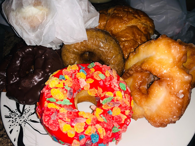Snowflake Donuts storefront