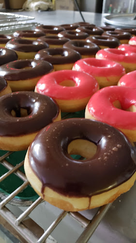 Jack N Jill Donuts storefront