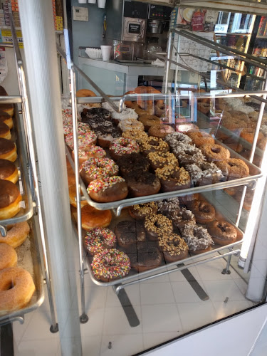 Perfect Donuts storefront