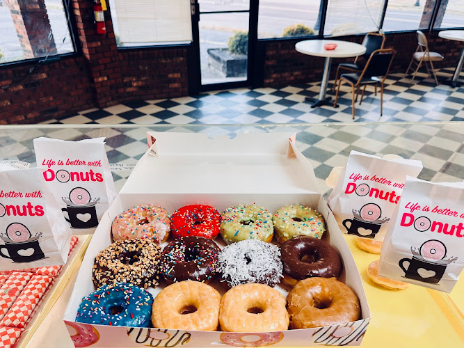 Julie’s Super Donut storefront