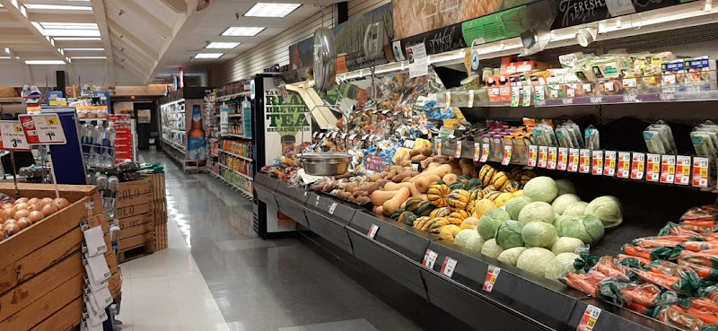 Tops Markets storefront