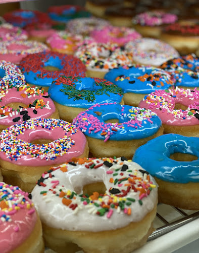 Carthage donuts & coffee storefront