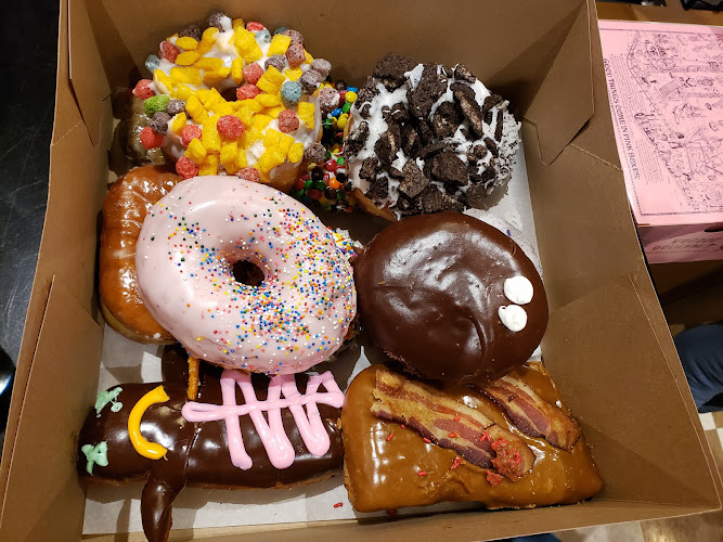 Voodoo Doughnut storefront