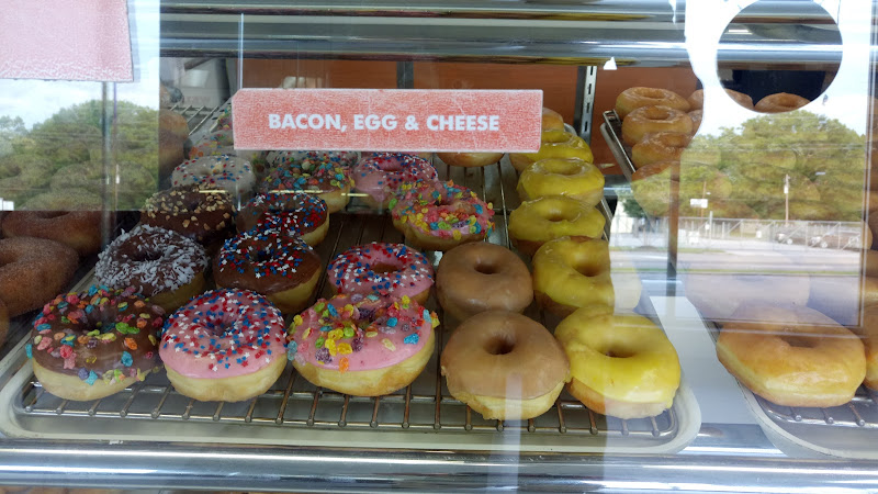 Pop Donuts storefront