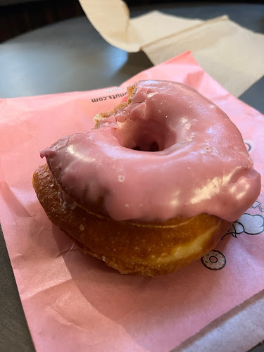 Stan's Donuts & Coffee storefront