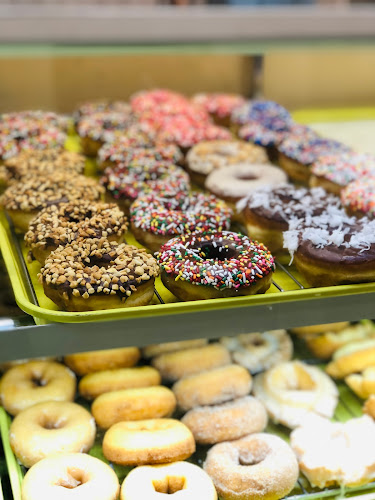 Amazing Donuts and Kolaches storefront