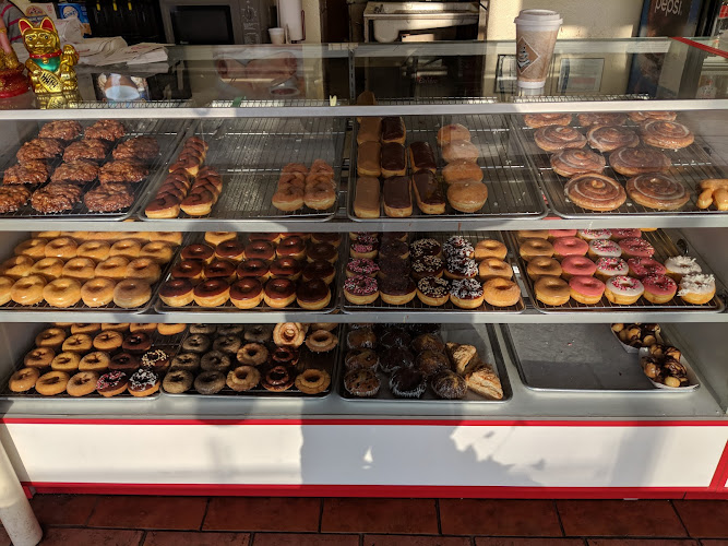 Country Donuts storefront