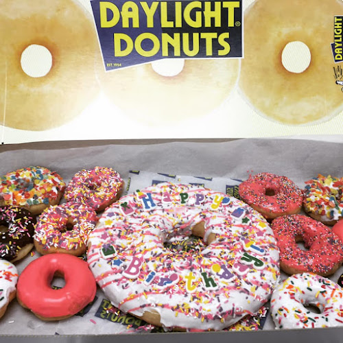 Nana's Daylight Donuts storefront