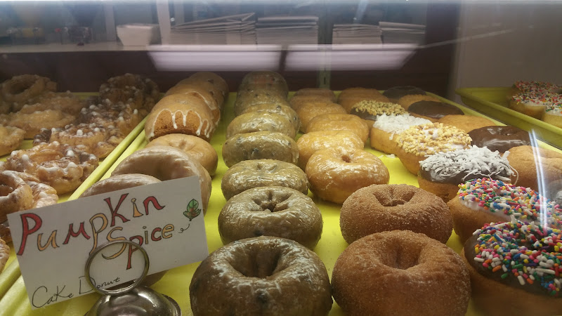 Donut Lovers storefront