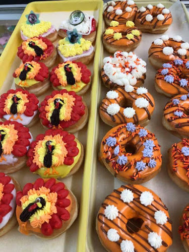 Baker's Donuts storefront