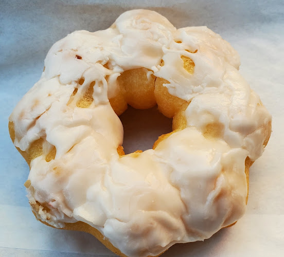 Scotty's Donuts storefront