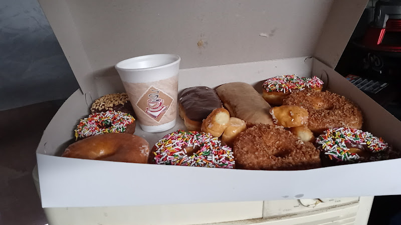 Sunrise Donuts storefront
