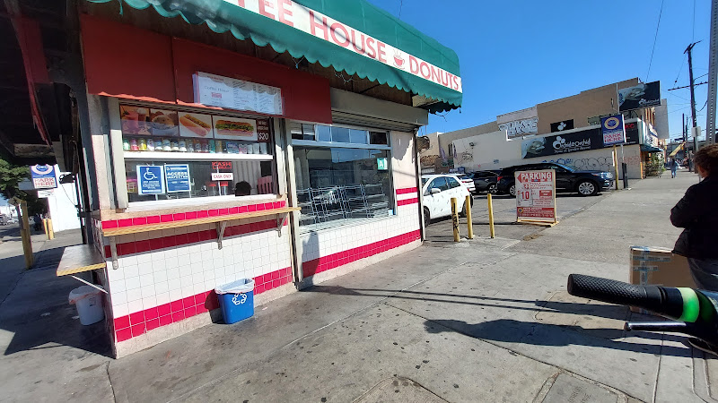 Coffee House Donuts storefront