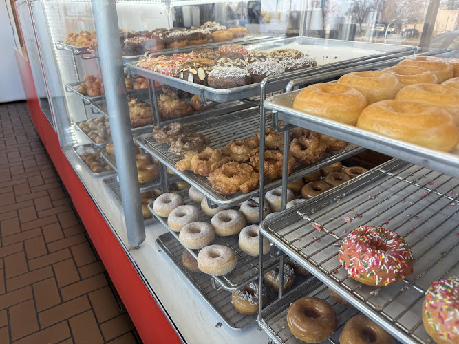 Windfall Donuts storefront