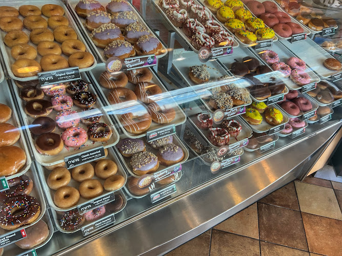 Krispy Kreme storefront