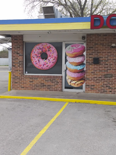 Willow Donuts storefront