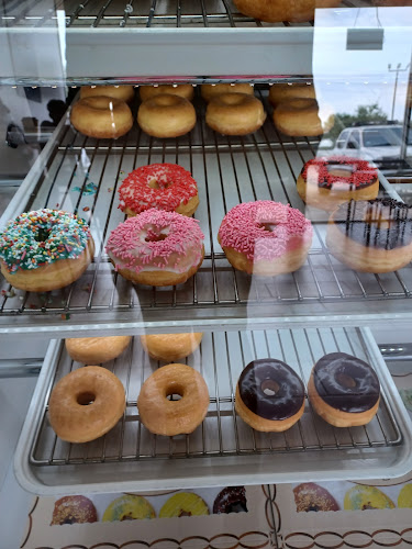 Donut Guys storefront