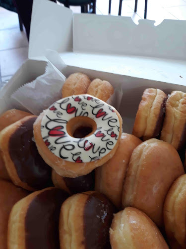 Best Donuts on NE 23rd, MWC by Walmart storefront