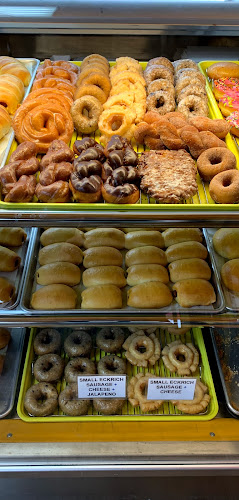 Iola Donuts storefront