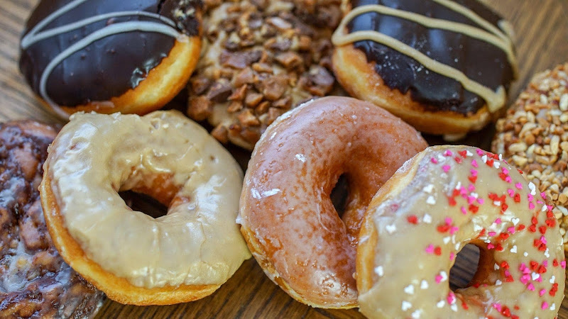Rise'n Roll Bakery-Valparaiso storefront