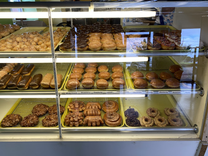 Community Donuts storefront