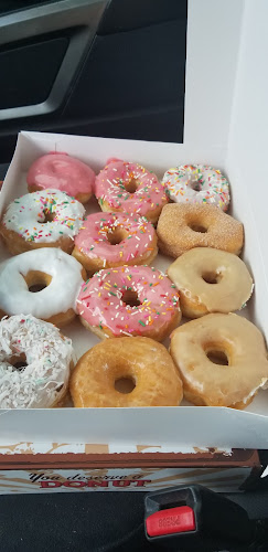 Everyday Donuts (former Shipley) storefront