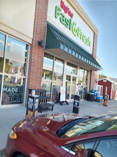 Hy-Vee Fast & Fresh storefront