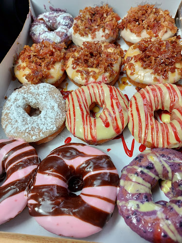 Duck Donuts storefront