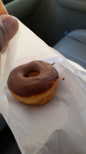 Donut Factory storefront
