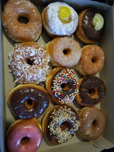 Lollies Donuts storefront