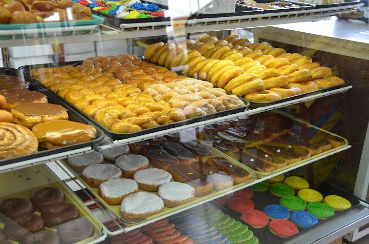 Golden Glaze Bakery & Deli storefront