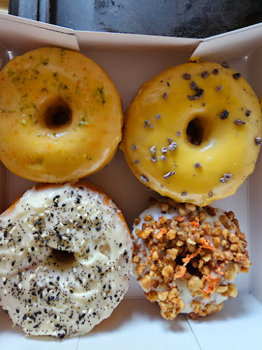 DONUT FRIEND SILVER LAKE storefront