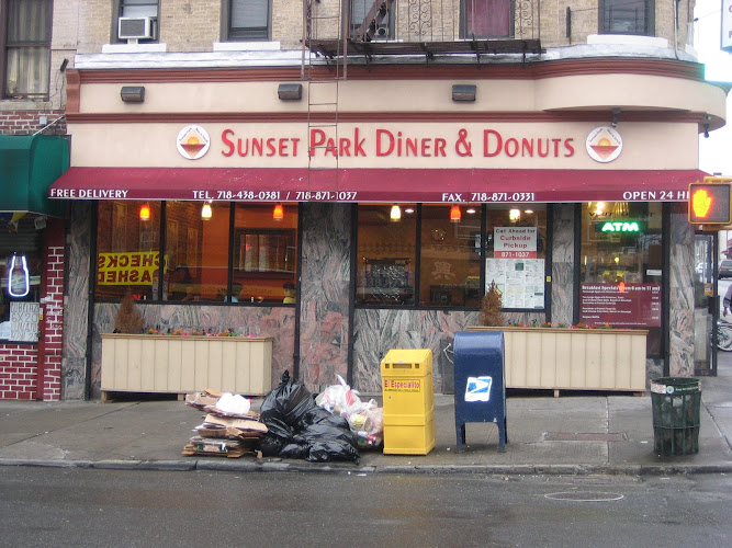 Sunset Park Diner & Donuts storefront