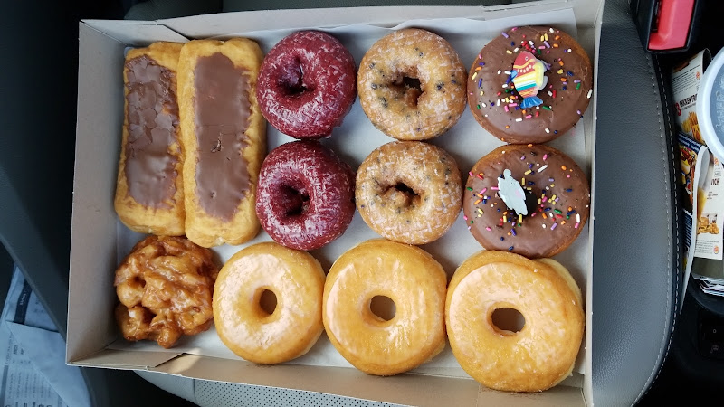 Marge's Donut Den storefront