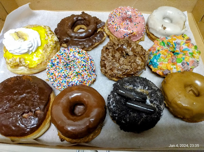 SloDoCo Donuts storefront