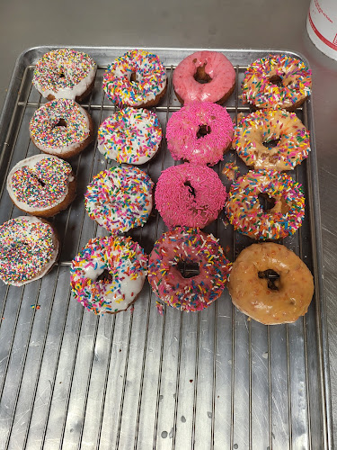 Master's Donuts of Fontana storefront