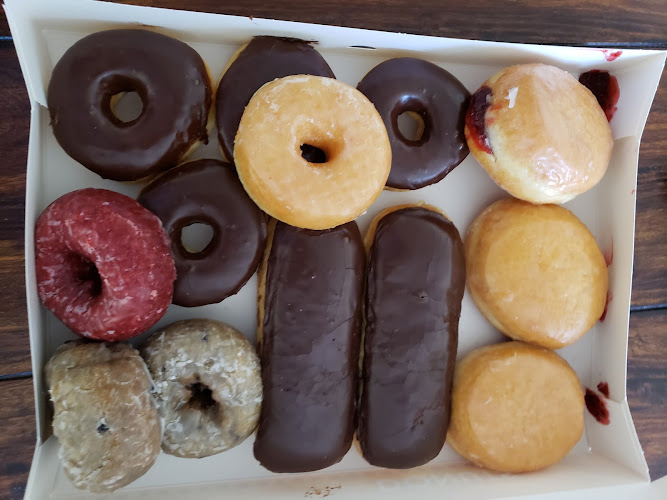 I Heart Donuts storefront