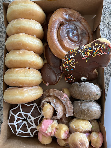 Cotton Candy Donuts storefront