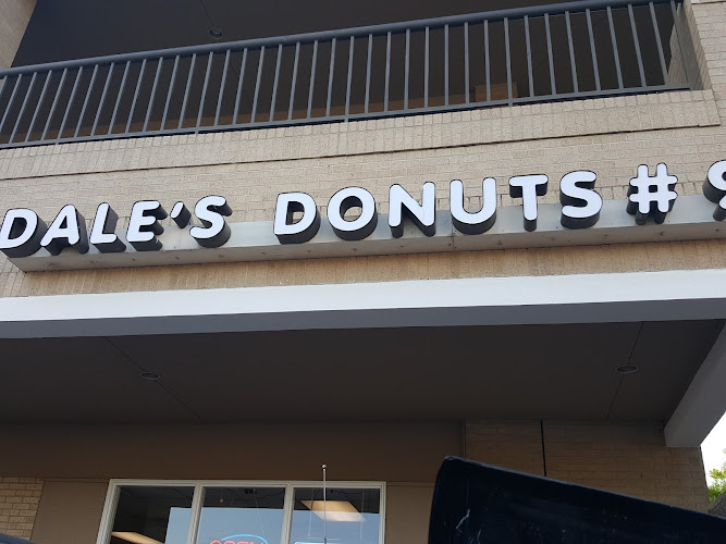 Dales Donuts #9 storefront