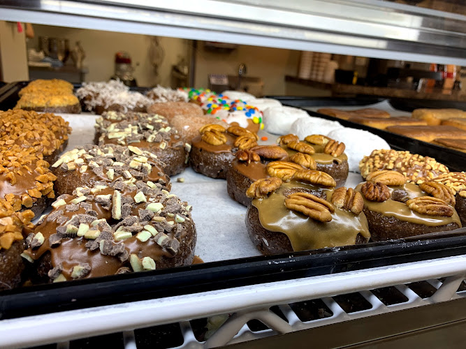 Tigers Den Donuts storefront