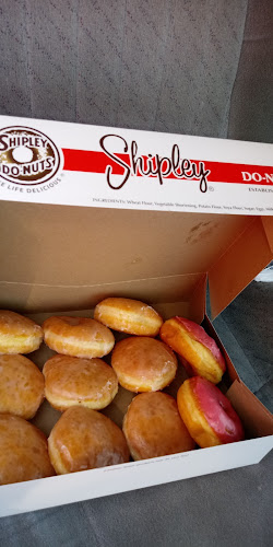 Shipley Do-Nuts storefront