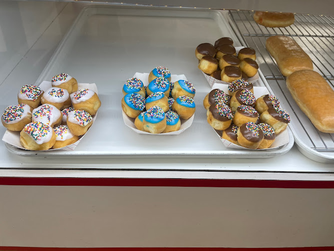 SPEEDY DONUT storefront