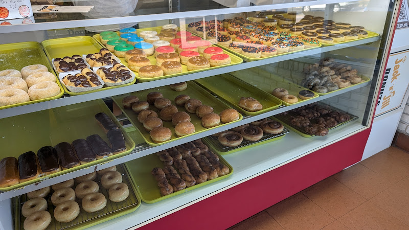 Jack 'n' Jill Donuts storefront