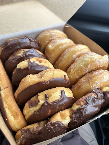 Star Light Donuts/Deli & Ice Cream storefront