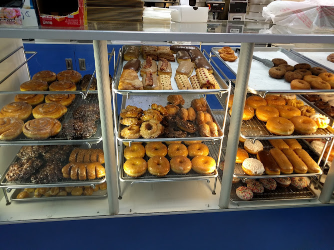 Simone's Donuts storefront