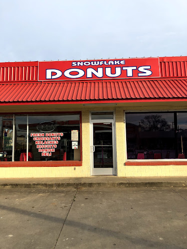 Snow Flake Donuts storefront