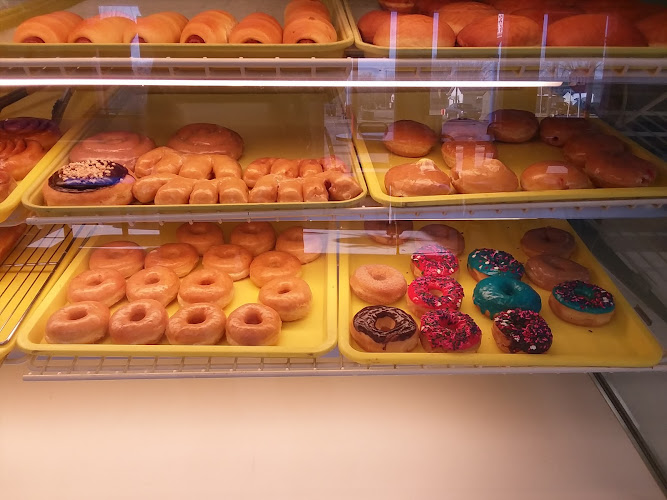 Daylight Donuts storefront