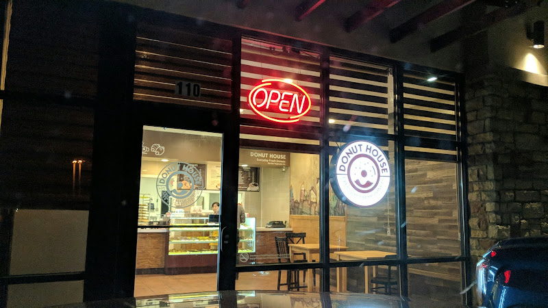 Donut House storefront