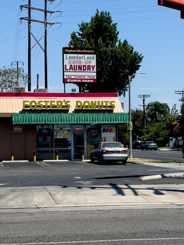 Fosters Donuts storefront